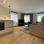 Apartment Mk77 Serranos *