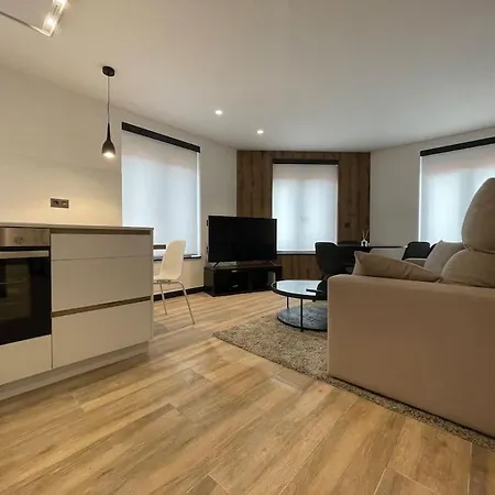 Apartment Mk77 Serranos *