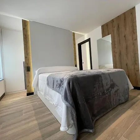 Apartment Mk77 Serranos *