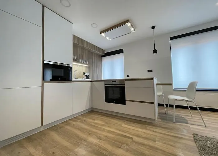 Mk77 Serranos Apartment *